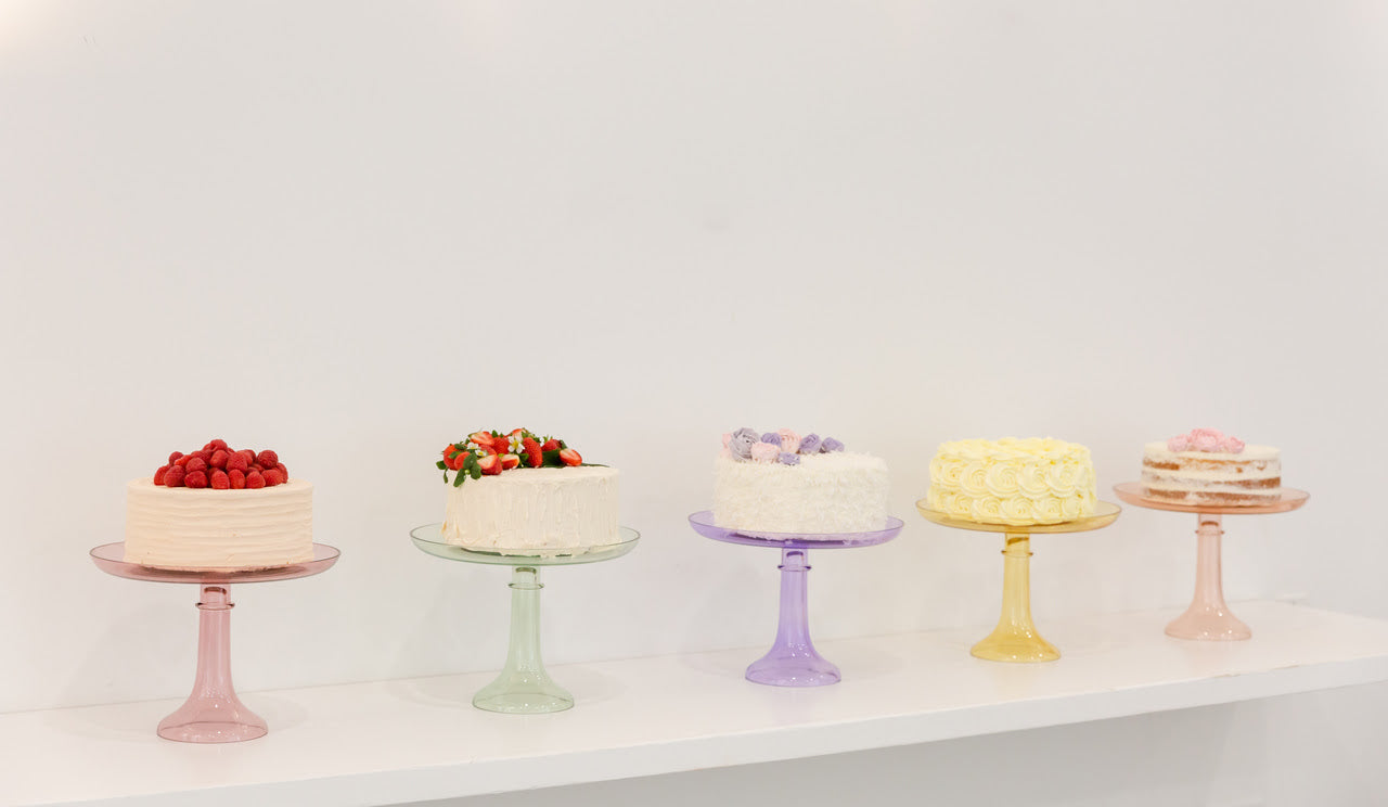 Serve it Up in Style: Pastel Cake Stands for Every Occasion